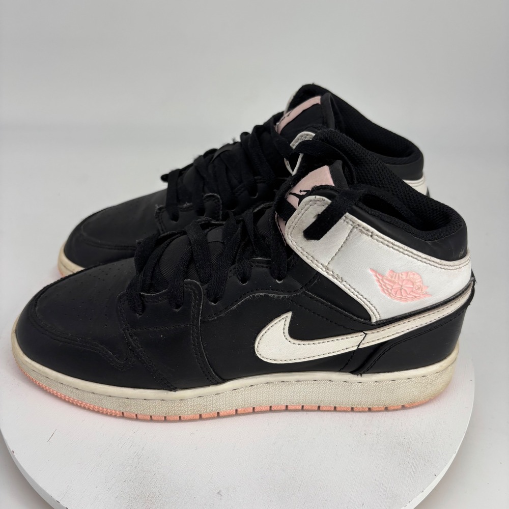 Jordan Air Jordan 1 Mid Kids 6Y Black Pink Quartz Sneakers Streetwear Classic - Picture 3 of 9